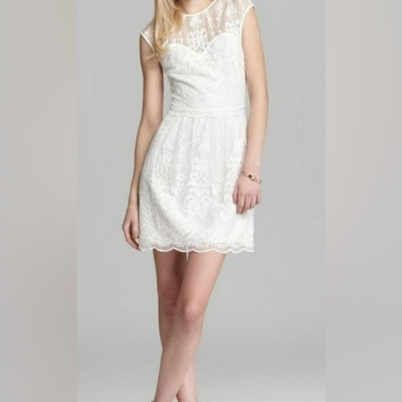 2/$20 - Dolce Vita - White Lace/Embroidered Dress - Size Small - Picture 1 of 7